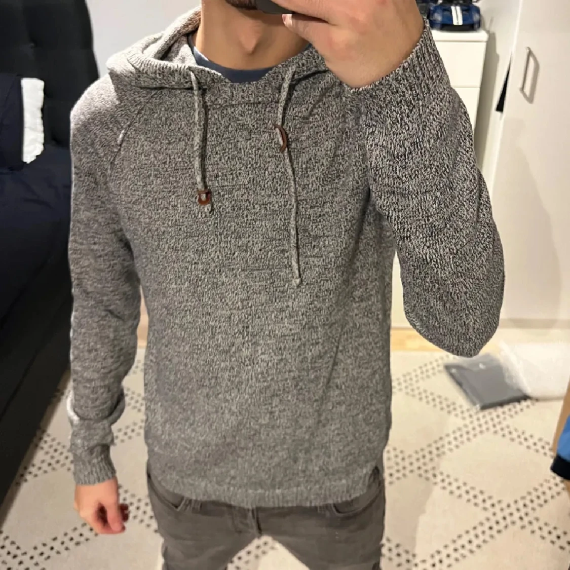 Stickad hoodie