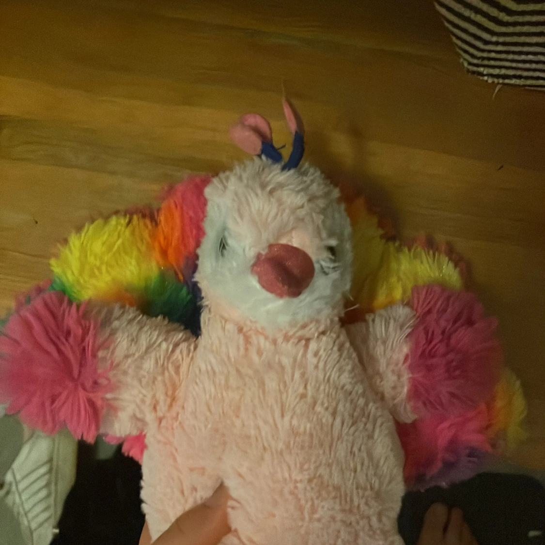 Färgglad enhörningsgosedjur