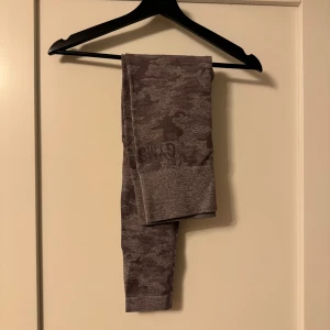 Träningstights - Från gymshark, använda fåtal gånger så i bra skick, liten scrunch där bak✨