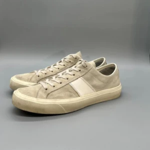 Tom Ford Cambridge Sneakers - - Skick 8/10 (endast smutsiga)  - Tillbehör:  - Nypris: 10.000 SEK  - Storlek: 44.5