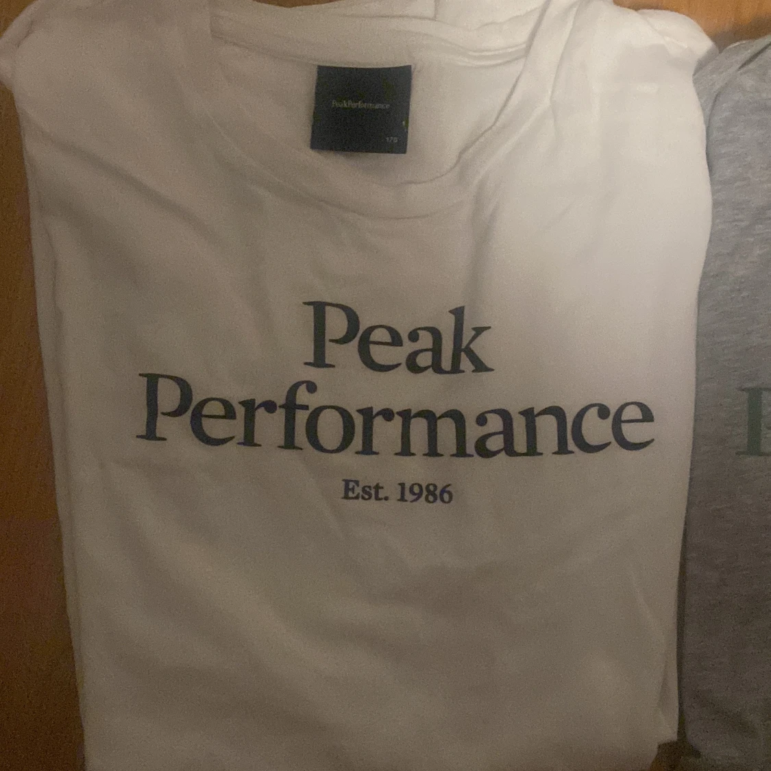 T-shirtar från Peak Performance - 90