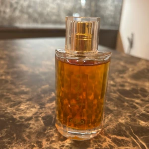 Parfym Coco musk - Parfym, aldrig använd. Luktar choklad, vanilj och caramel väldigt populär på TikTok.💅