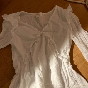 Gina young blus strl 158-164 - fint skick på blusen, Perfekt till sommaren!