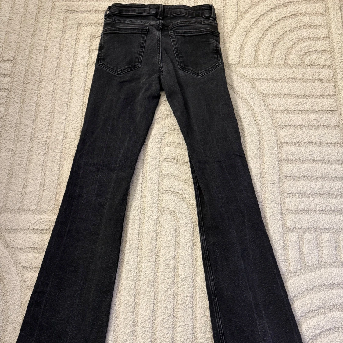 Svarta jeansbyxor - 3