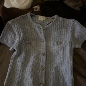 Söt topp  - Från hm, jättebra skick, knappt använd 