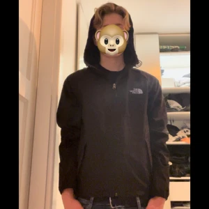 The north face windbreaker - Snygg windbreaker från The north face i väldigt bra skick. Storlek S