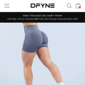 Grå shorts från DFYNE - Snygga grå shorts från DFYNE (dynamic) med en tight passform. Perfekta för träning med högmidjad design som ger bra stöd. Tillverkade i ett stretchigt material för maximal komfort och rörelsefrihet. Skulle säga att den passar även S
