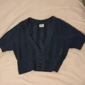 Mörkblå kofta från Asos (Cotton On) - Aldrig använd