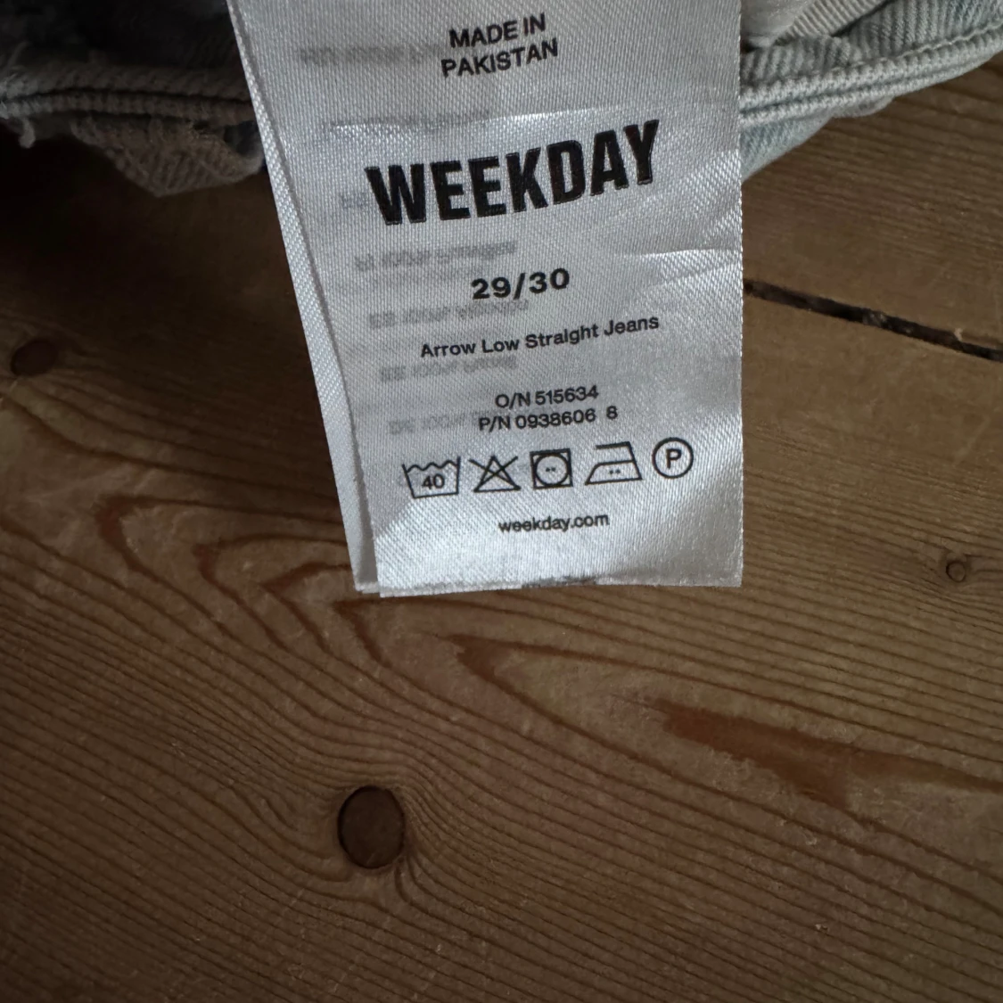 Grå jeans från Weekday - 2