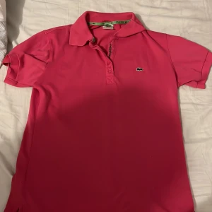 Lacoste tröja  - Fint skick. Storlek XXL. 