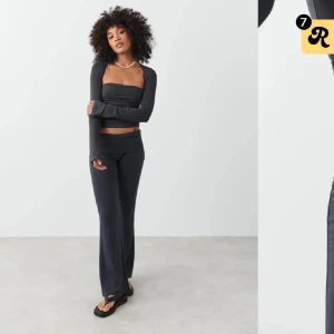 Yoga pants - Bra skick endast använt fåtals gånger. Säljer för att de är för korta för mig. Pris kan diskuteras. Skriv för fler bilder🩷