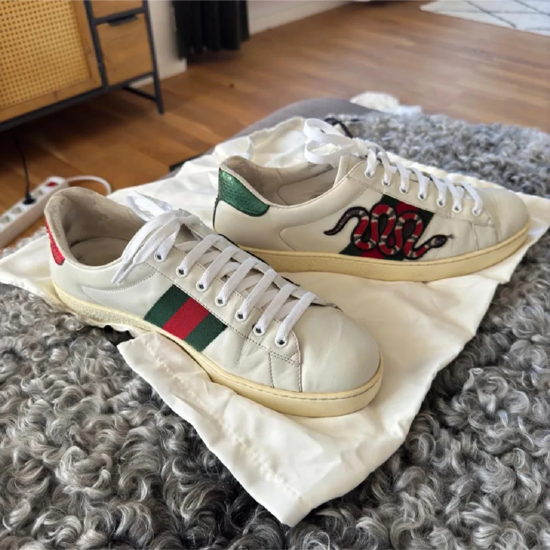 gucci ace snake  - 90