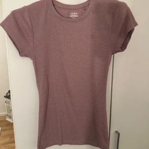T-shirts  - Har bara använt den några gånger 