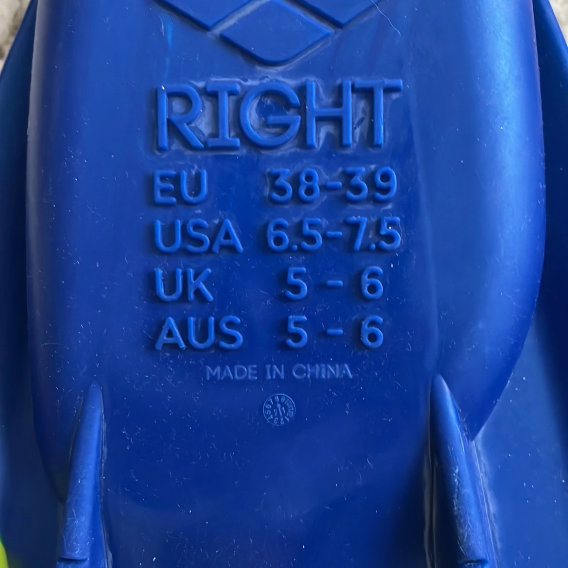 Blå och gröna simfenor från Arena - 2