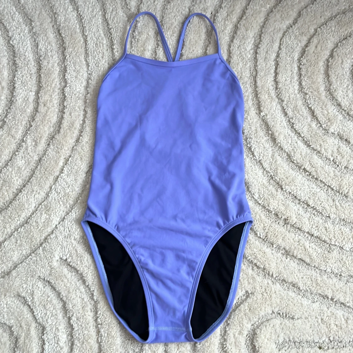 Lila baddräkt från Jolyn