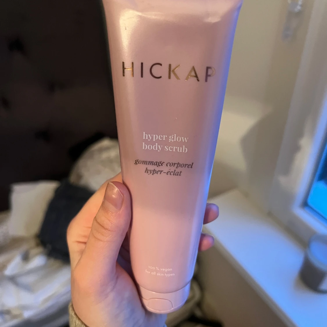 Hyper Glow Body Scrub från Hickap
