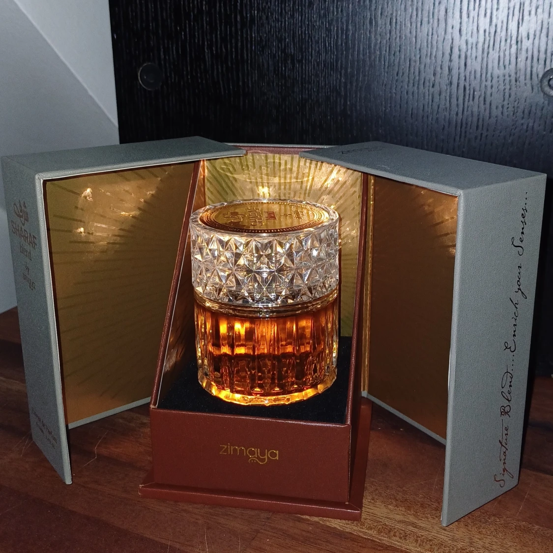 Sharaf Blend Extrait de Parfum från Zimaya