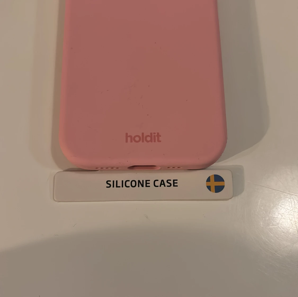 Rosa silikonfodral från Holdit - 4