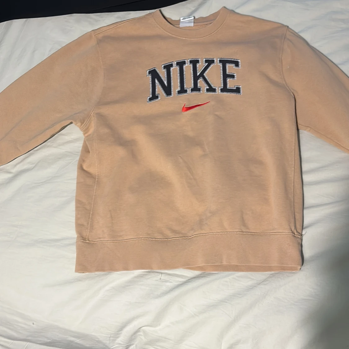 Beige sweatshirt från Nike