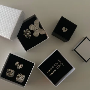 Silver smycken  - Silver smycken! De mesta kostar 89/99kr per per/per ring 