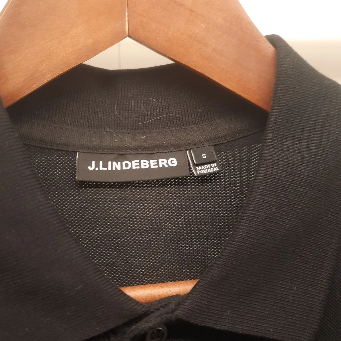 Svart pikétröja från J.Lindeberg - 1