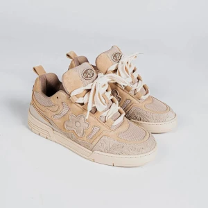Flower Instincts Beige Desert Eagle Sneakers - Grymt snygga beige sneakers från Flower Instincts. Helt oanvända, nya och frescha!