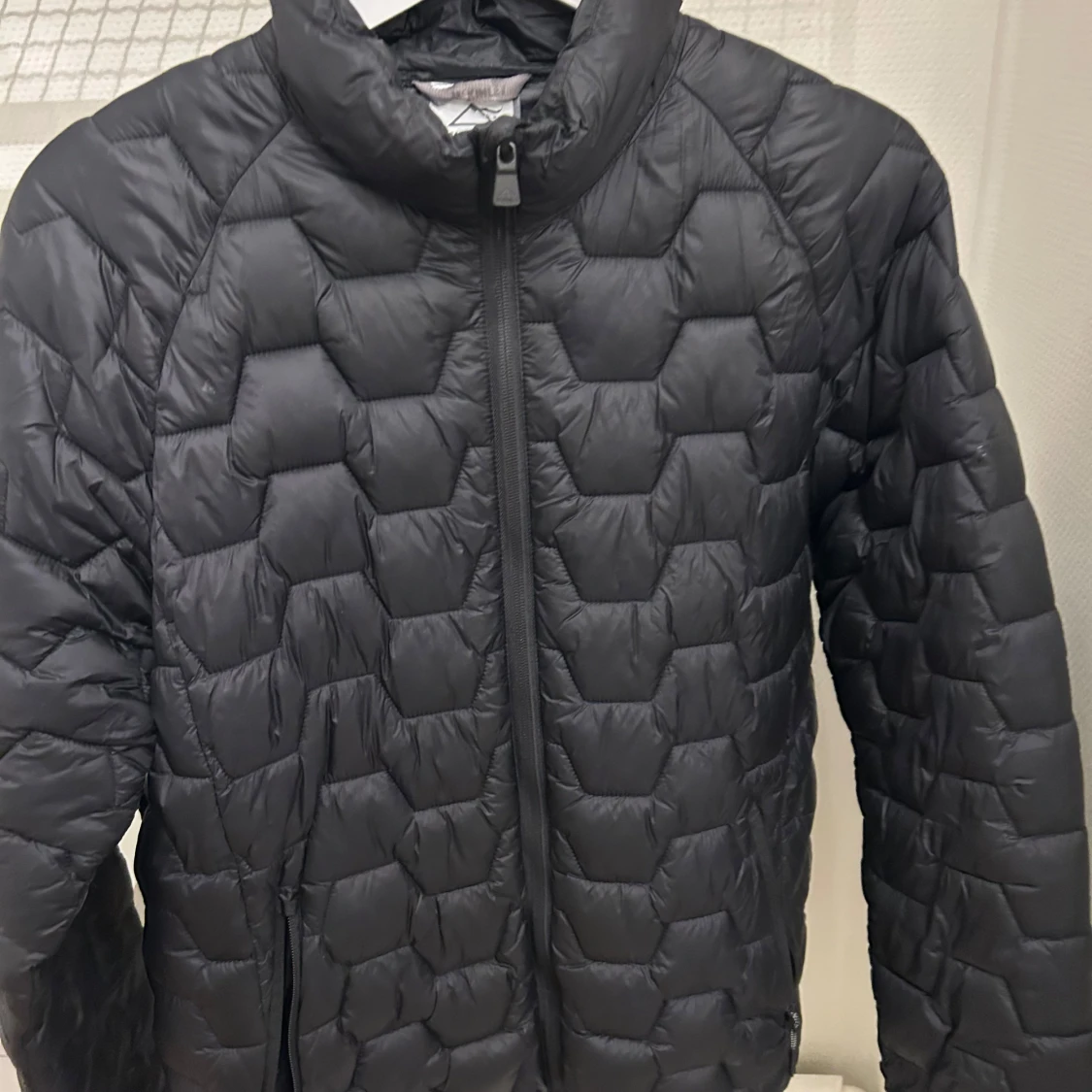 Svart quiltad jacka  - 1