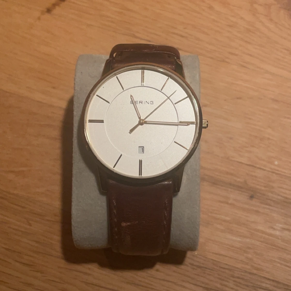 Elegant klocka från Bering