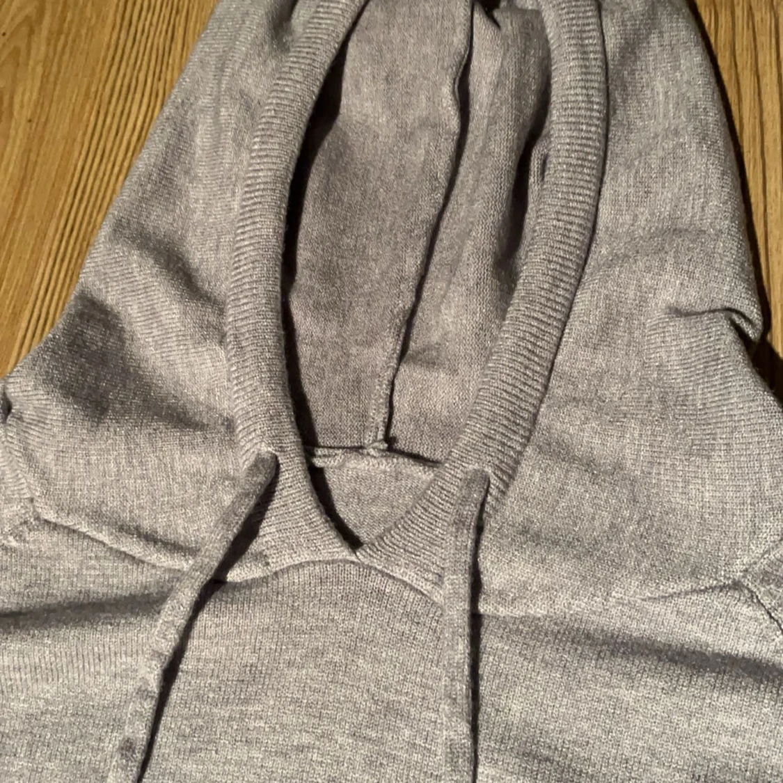 Grå merino hoodie - 2