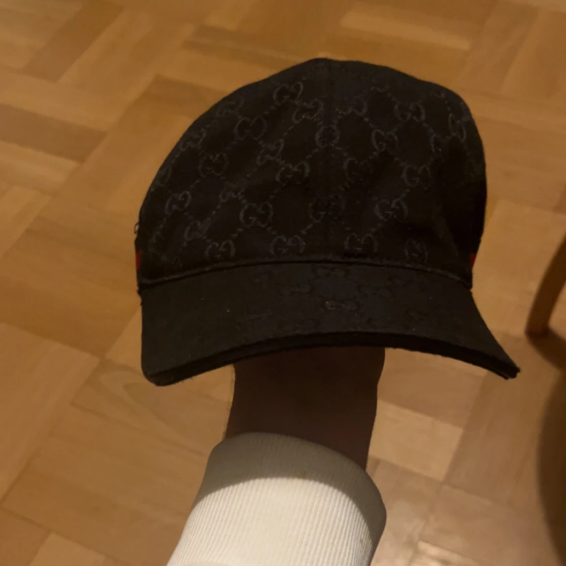 Svart keps från Gucci - 2