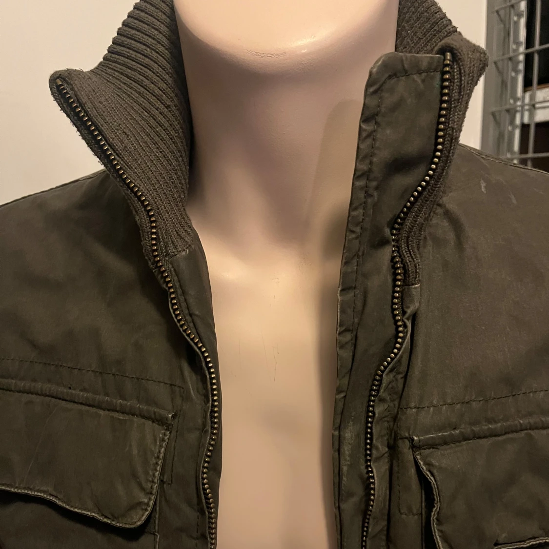 Olivgrön jacka från H&M L.O.G.G. - 2