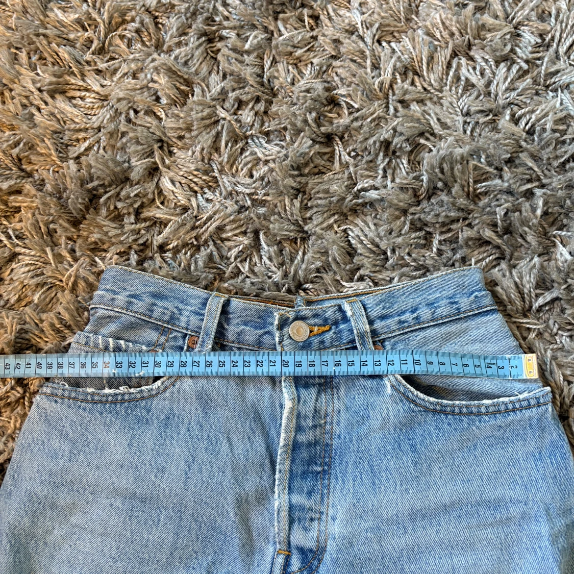 Levis jeans med slitningar - 2