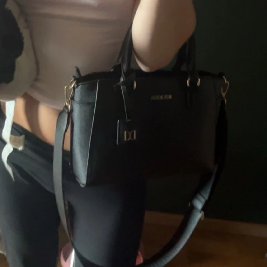 Svart handväska från Don Donna - 4