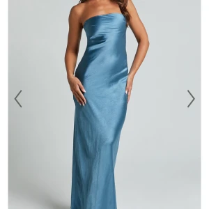 Balklänning - Säljer denna fina balklänning som är helt oanvänd i storlek 36🩷