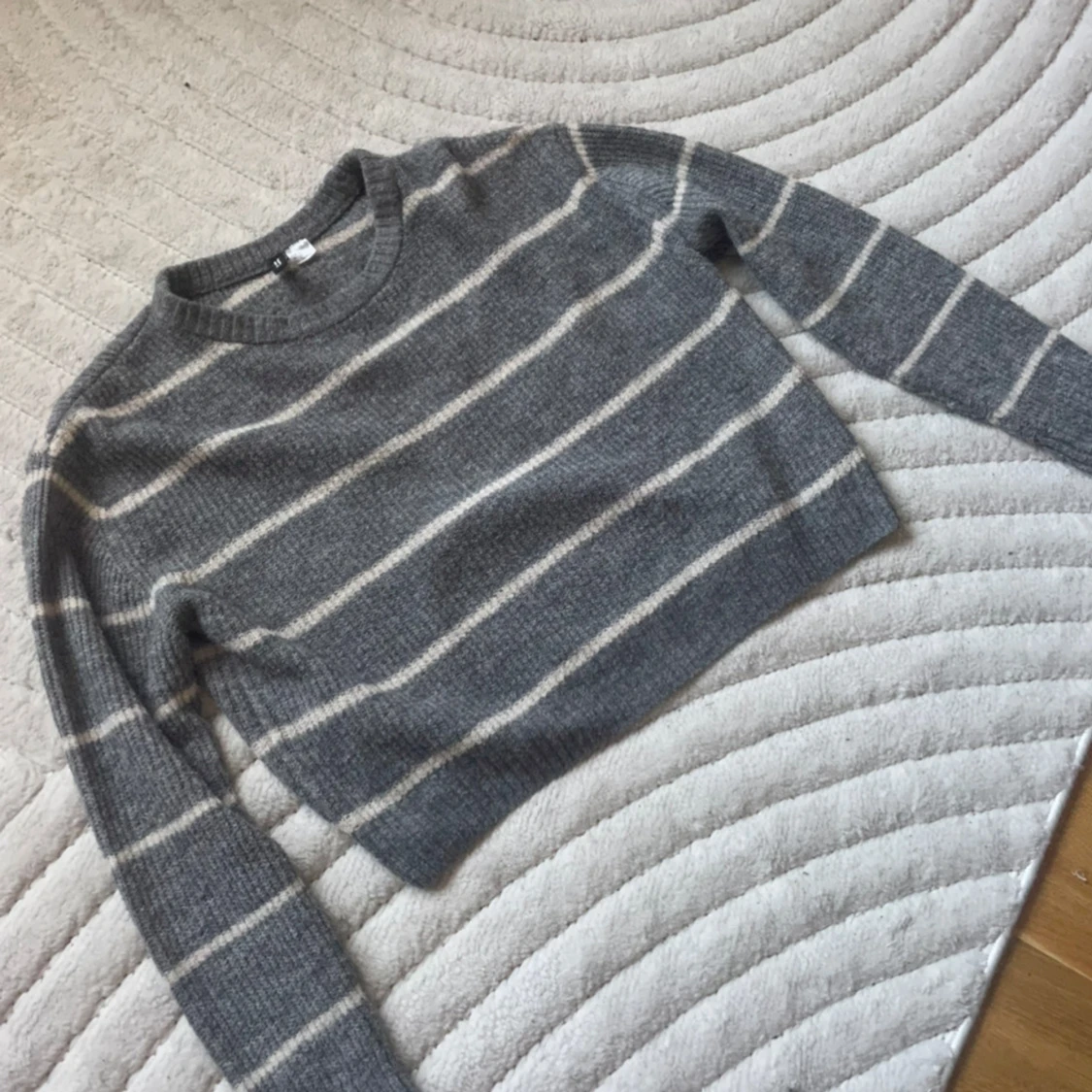 Stickad tröja - 90