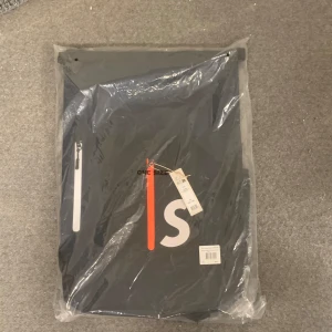 Sats rygga - Säljer min oöppnade sats rygga till ett bra pris skriv vid mer frågor