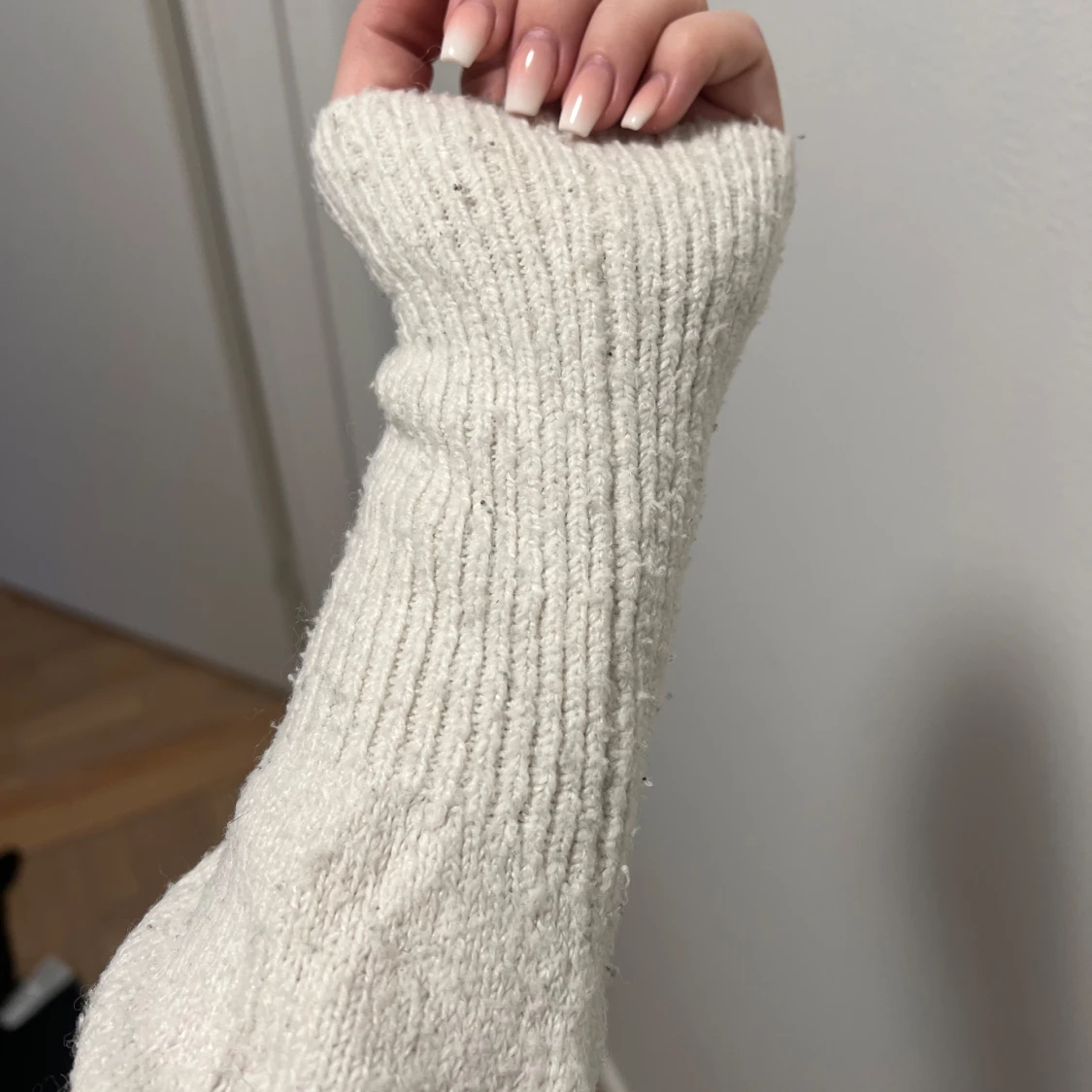 Vit stickad tröja - 2