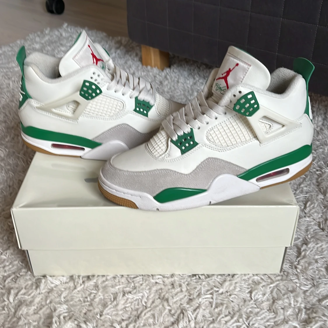 Nike Air Jordan 4 SB pine green  - 1