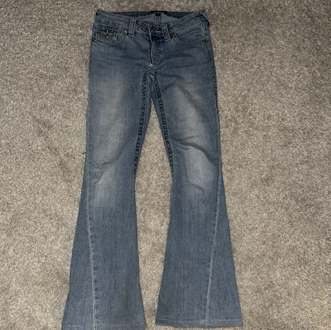 Lågmidjade bootcut jeans - 2