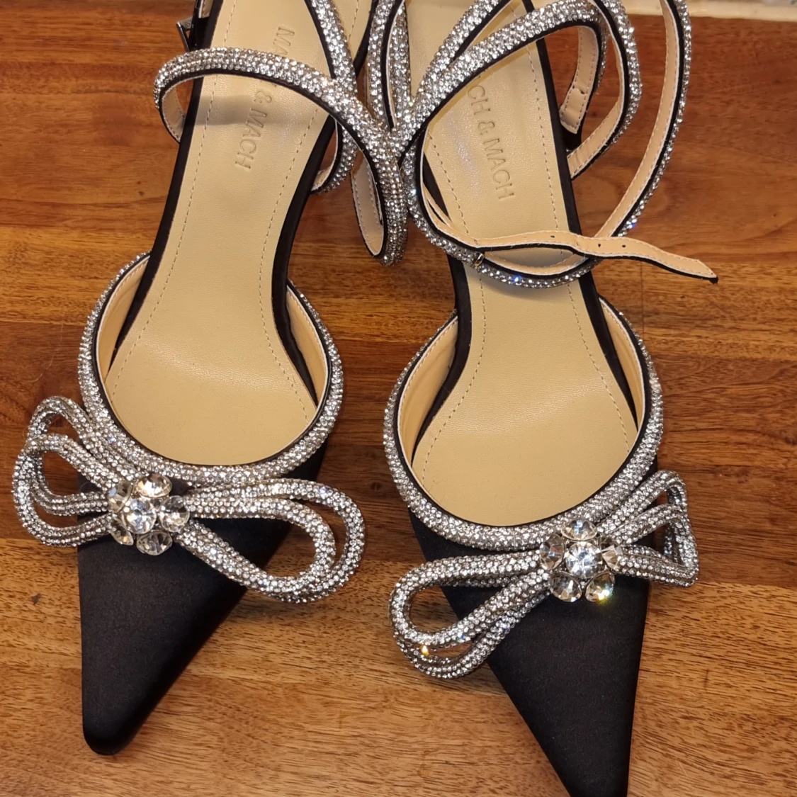 Mach & Mach glitter ribbon heels