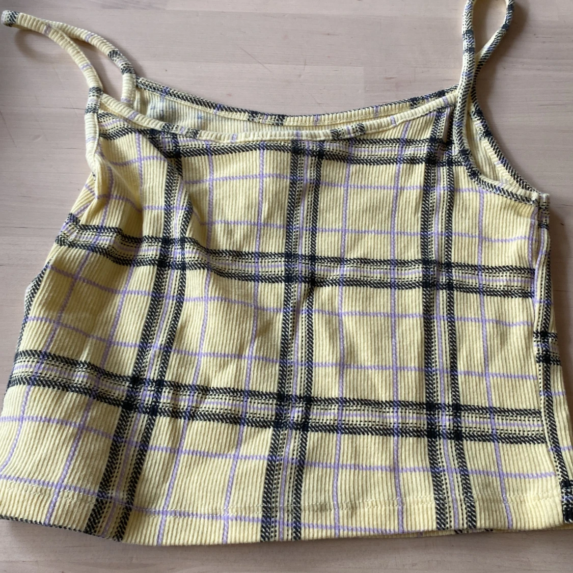 Gul och svart rutig linne från H&M - 90