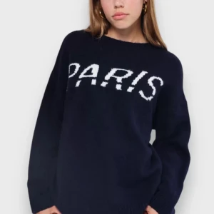 Stickad tröja - Står paris på, passar xs-M