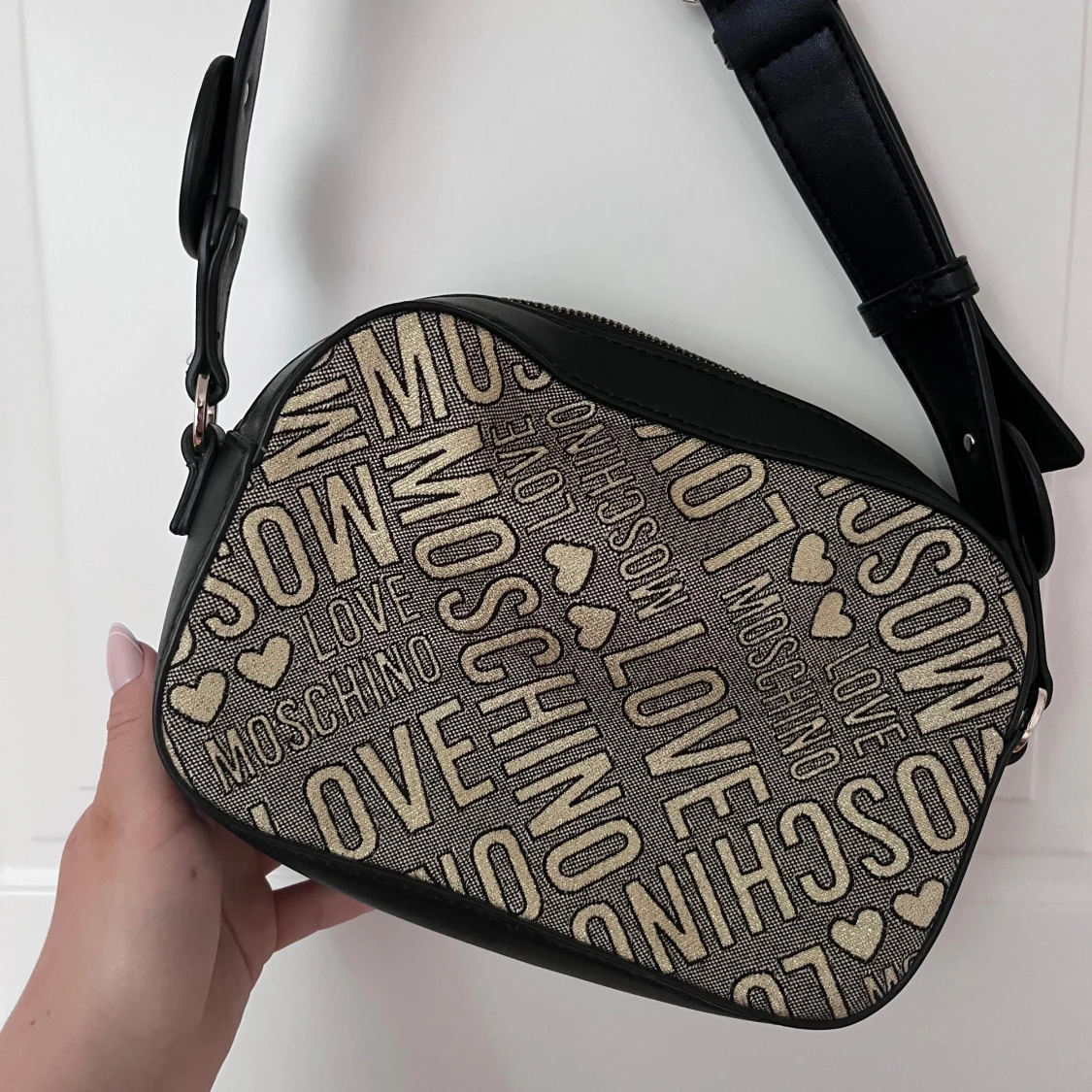 Moschino väska - 92