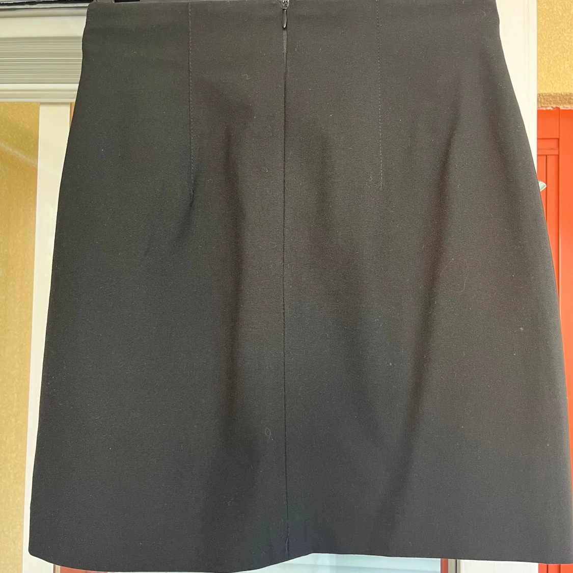 Svart kjol från L.O.G.G. - 1