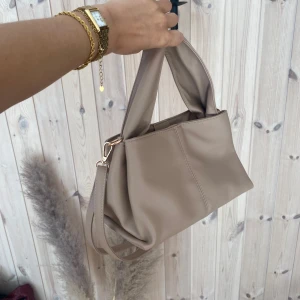 Väska - SUPERSNYGG!!