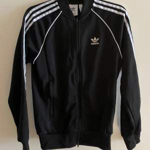 Adidas Superstar Track Top Storlek: S