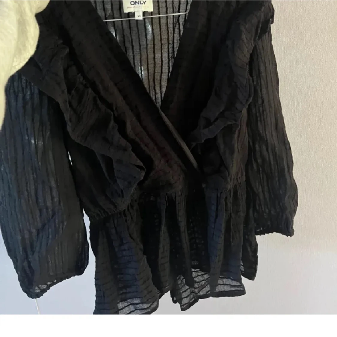 Svart blus från ONLY - 2
