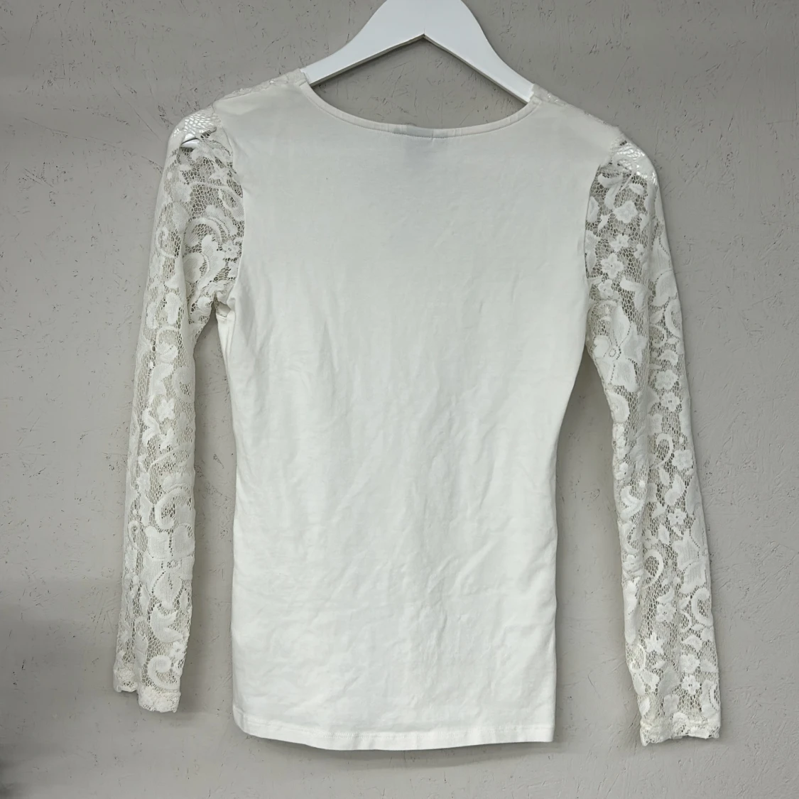 Vit spetsblus från H&M - 1