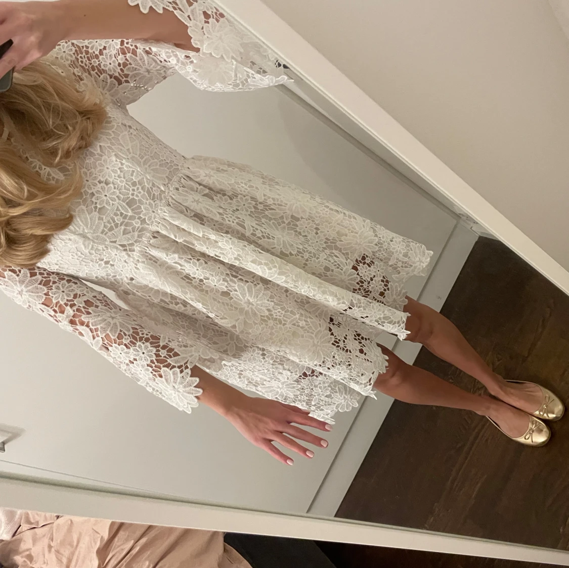 Vit spetsklänning - 3