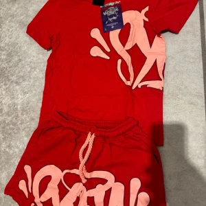 Syna world - Oanvänd, finns även i flera färger, kolla profil😊storlek M men passar S